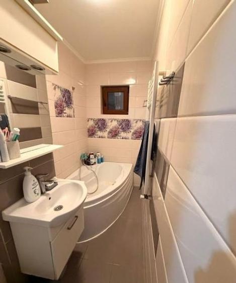 APARTAMENT 3 CAMERE LUX SEMIDECOMANDAT CONFORT 2 ZONA CAMPUS