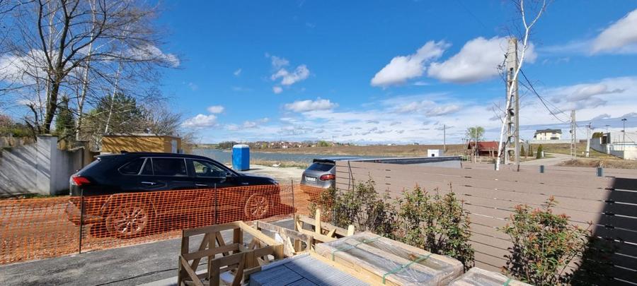 Vila Lux cu vedere la LAGUNA ALBASTRA