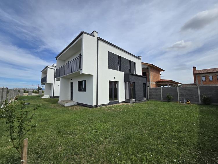 Duplex despartit de camera tehnica, Dumbravita, 3 Dormitoare, 3 Bai,Zona Retrasa