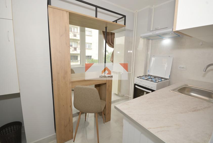 Studio , 40 mp, Et 3/10Piata Alba Iulia, , prima inchiriere, ANAF