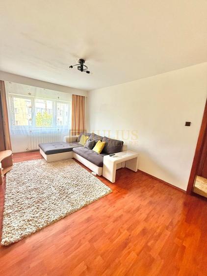 Apartament cu 3 camere in zona Girocului