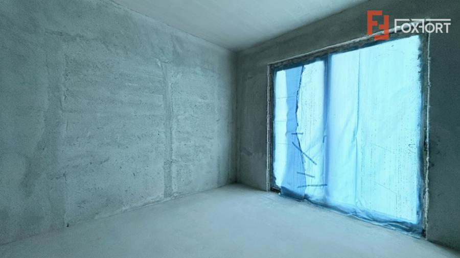 Apartament de vanzare, 3 camere + 300 mp curte - Mosnita - Drumul Boilor