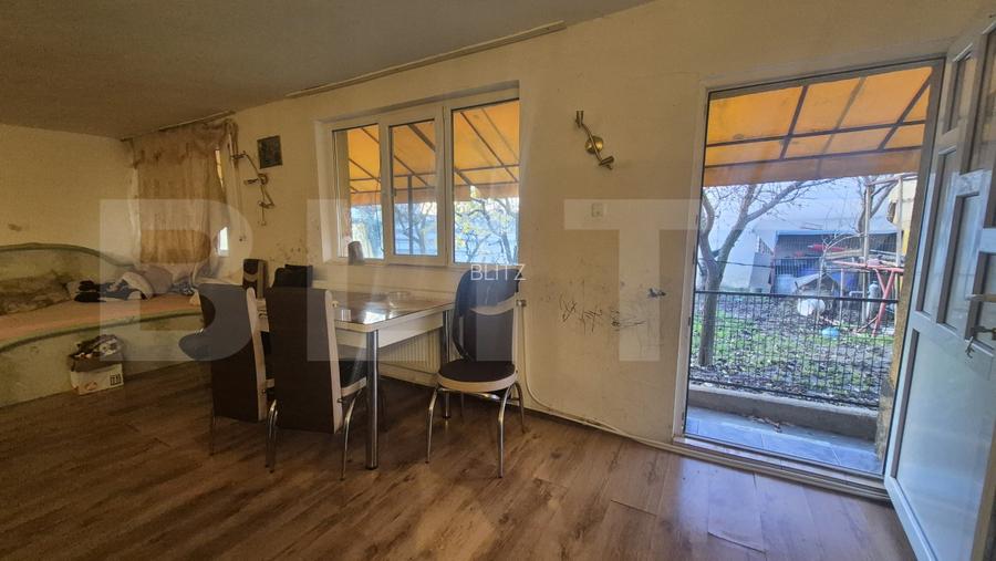 Casa 5 camere + Anexa, 225 mp, teren 364 mp, zona 14 Mai - 9