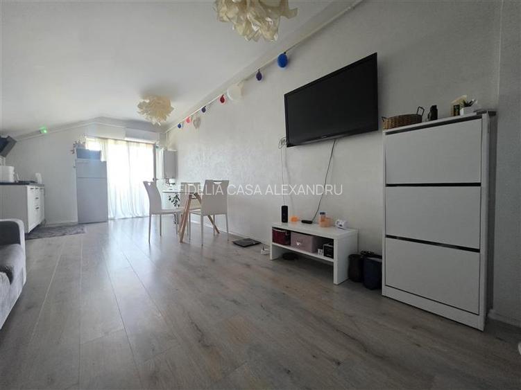 Apartament 3 camere V.Lupului, la 800 m de Sos.Pacurari - 9