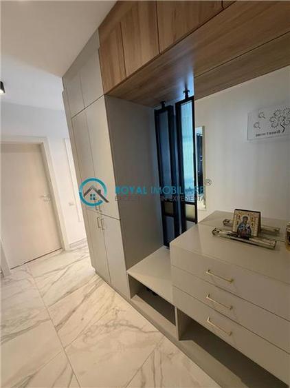 Royal Imobiliare - Vanzare penthouse 4 camere zona Albert
