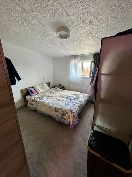 Casă 14 camere și 8000mp teren localitatea Sacădat