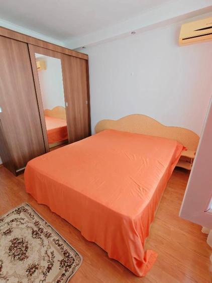 3 camere cu centrala si parcare Aparatorii Patriei
