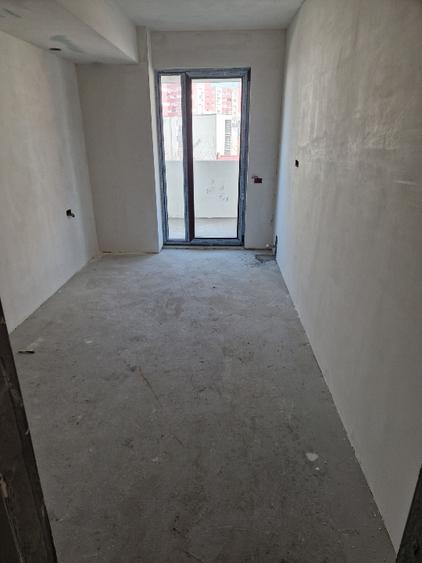 Apartament 2 camere 50 metei+ terasa 32 metri!!!
