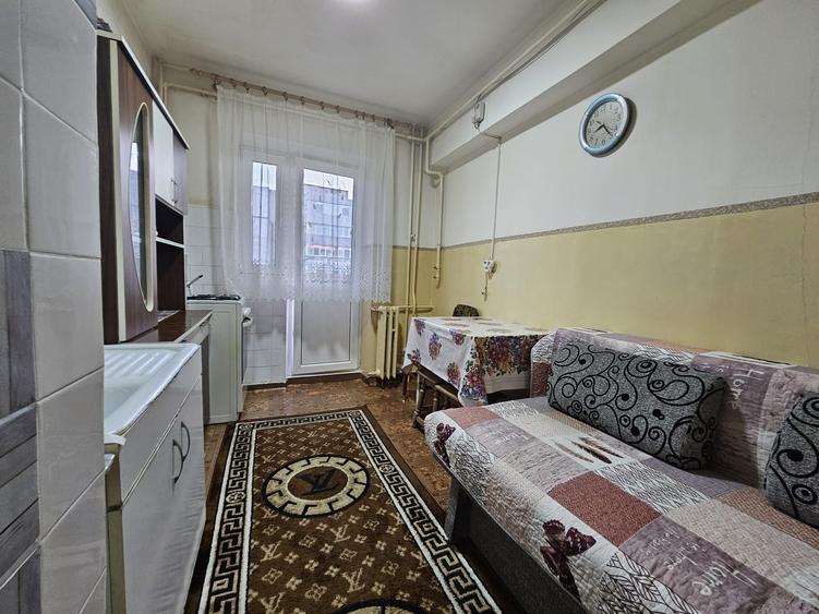 0% Comision! Apartament 2 camere, balcon 11,6 mp, decomandat, B-dul Bucuresti