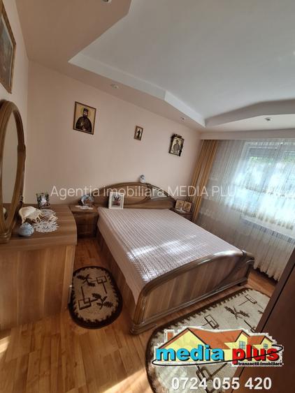 Apartament 3 camere decomandat, etaj 2, Micro 13 – 95.000 euro  Agentia Imobilia - 4