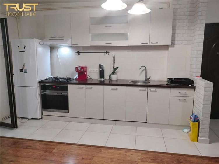 3 camere l 2 Bai l Balcon l Manastur