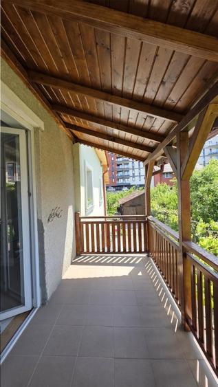 Casa / Birou 3 camere 140mp D+P+E zona Andrei Muresanu Sud