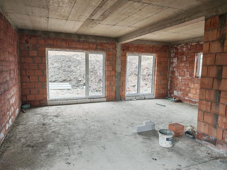 Casa individuala D+P+E cu garaj 220 mp utili, 550mp teren - Chinteni