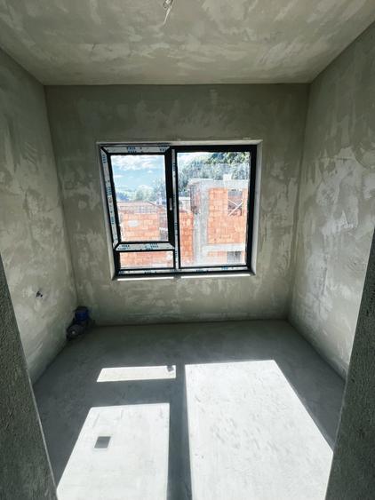 Casa individuala , 146 mp utili , 400 mp teren liber , in zona Tauti