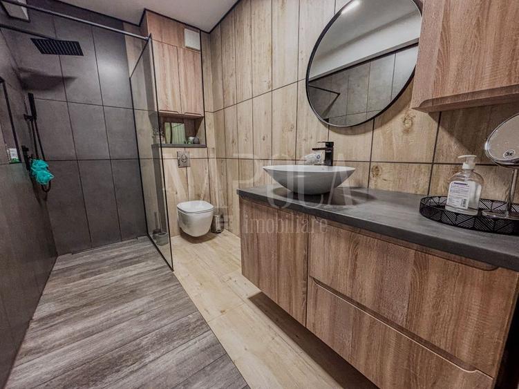 Apartament 3 camere de vanzare in Floresti