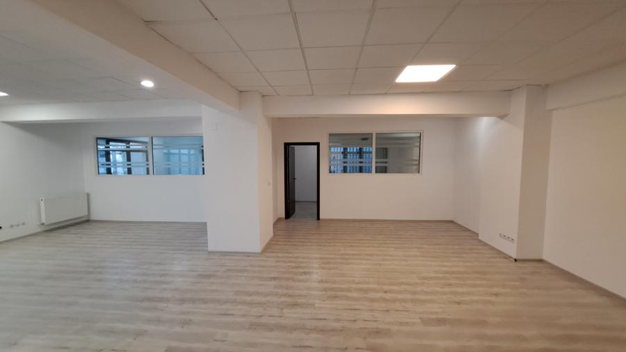 SPATIU BIROU- CLADIRE BIROURI PREMIUM- COSTURILE UTILITATILOR SUNT INCLUSE