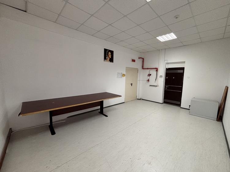 Birou / Studio 70 mp | 3 Camere - 450 m de Metrou Piata Iancului