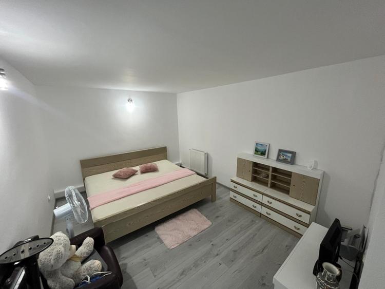 Casa impecabila P+1, 274 mp, cu 1128 mp teren si livada, zona Popoveni