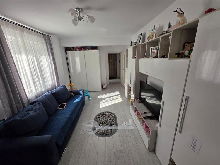 Apartament 3 camere - 2 bai - Popas Pacurari - 100metri de strada