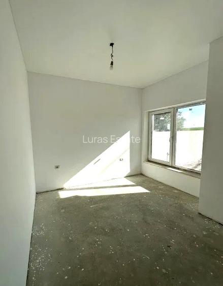 Casă nouă de vânzare, parter | Valu lui Traian