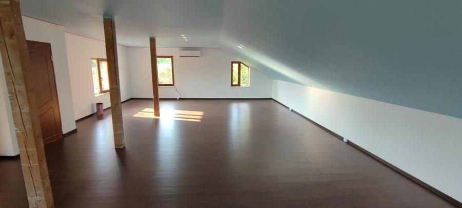 Casă 5 camere + Mansardă open-space 82mp în Dâmbu Rotund – Ocupabilă Imediat