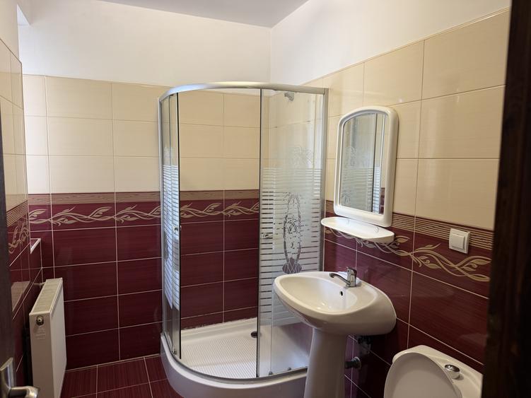 Ap 3 camere spatios ,balcon ,parcare , factura,sala sport