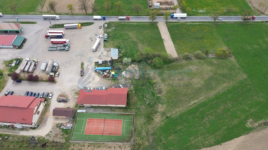 Teren intravilan 4033mp cu deschidere la E60 de vanzare in Grosi, Bihor