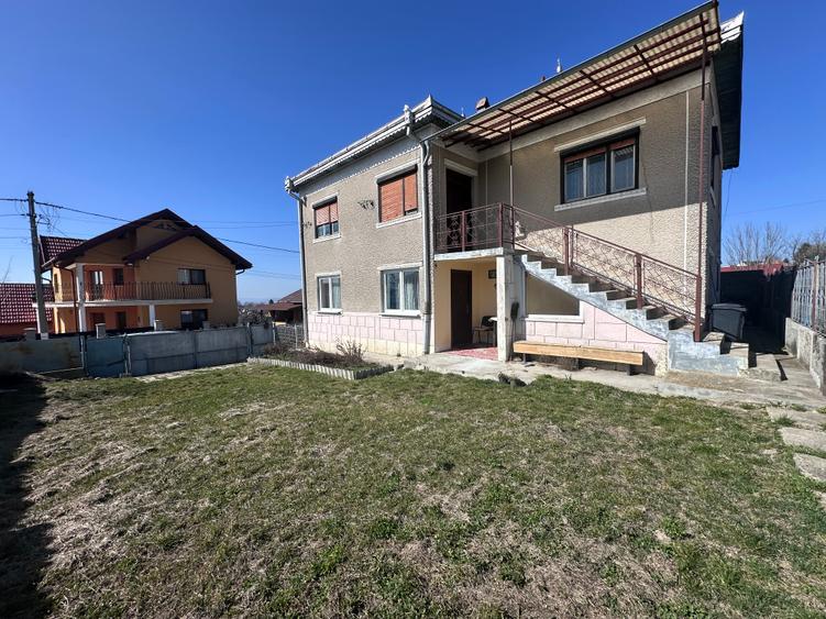 Casa spatioasa de vanzare in Feleac