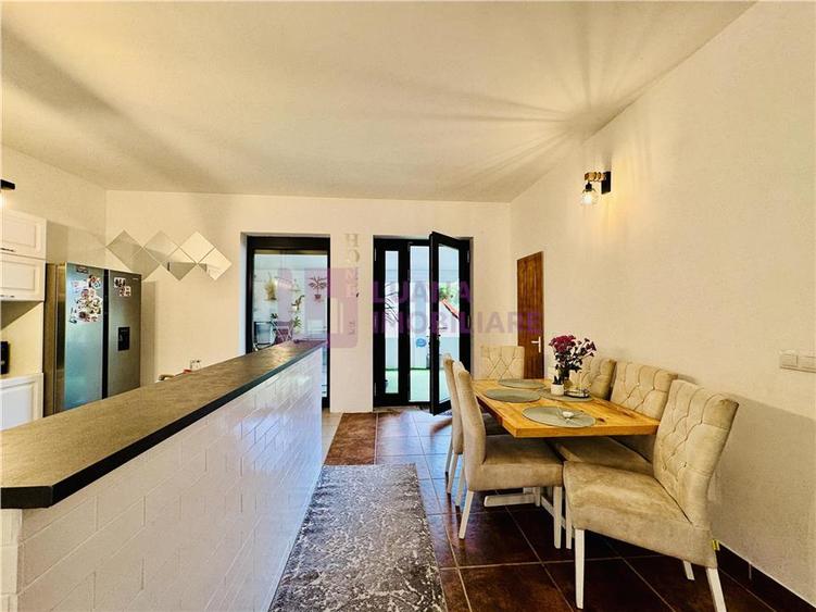 Casa pe un singur nivel Sura Mare | teren 701 mp | 2 constructii | video