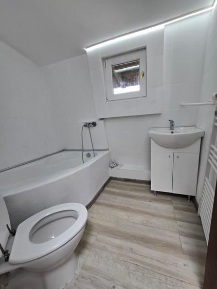 APARTAMENT DE VÂNZARE CU 4 CAMERE IN ZONA PIERA ZOO, IANUCU NICOLE