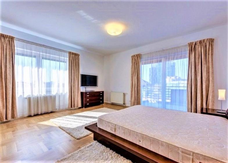 Apartament tip penthouse Primaverii