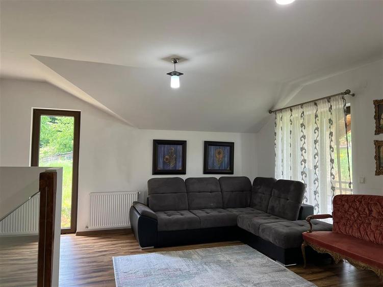 Duplex Grivitei cu 4 camere