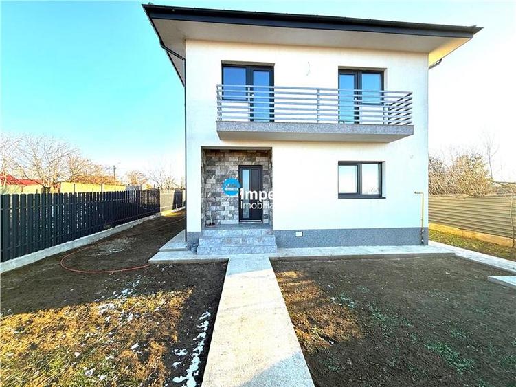 Vila P+E 116 mu, beci, asfalt, Valea Ursului, Miroslava