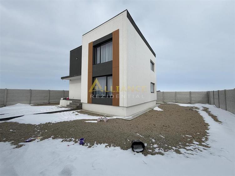 Casa individuala P+1E || 3 camere || 2 bai || Teren 407mp