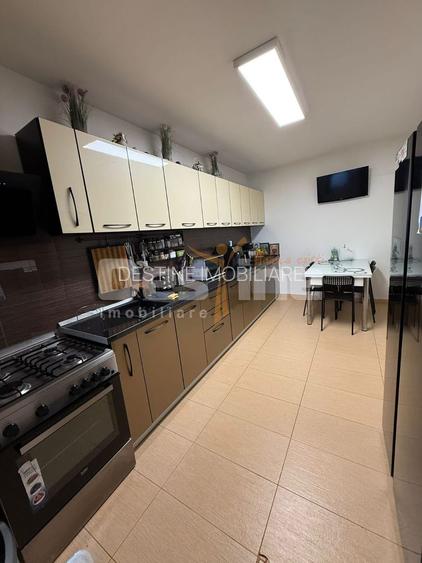 VILA 4 CAMERE BRAGADIRU