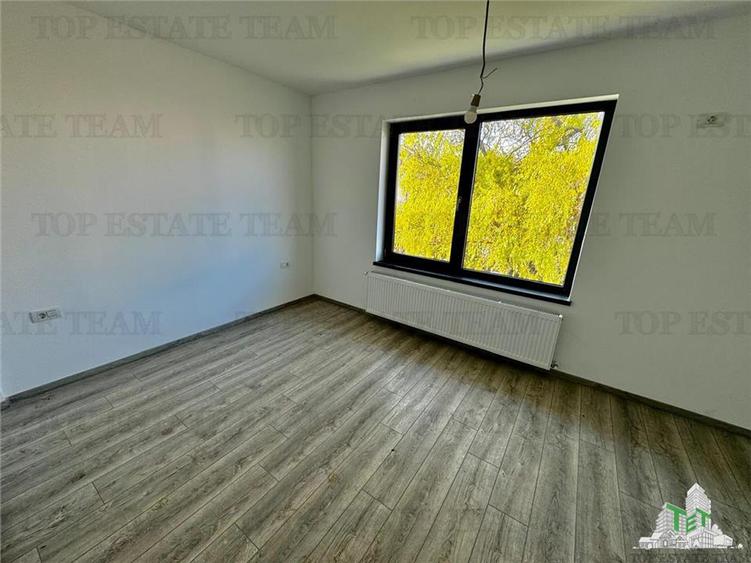 Sector 5 / granita cu Bragadiru / Duplex de vanzare cu 3 camere / Curte de 200mp