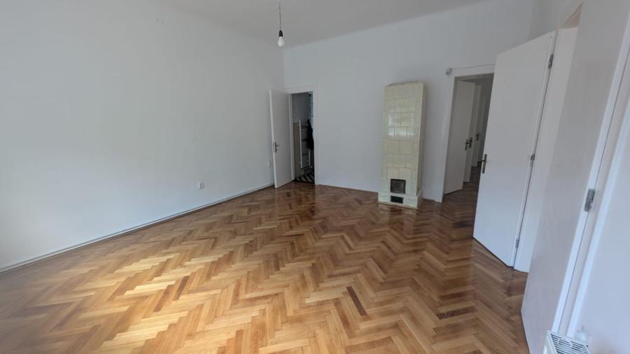 Birou Ultracentral, 144 mp, in vila interbelica!