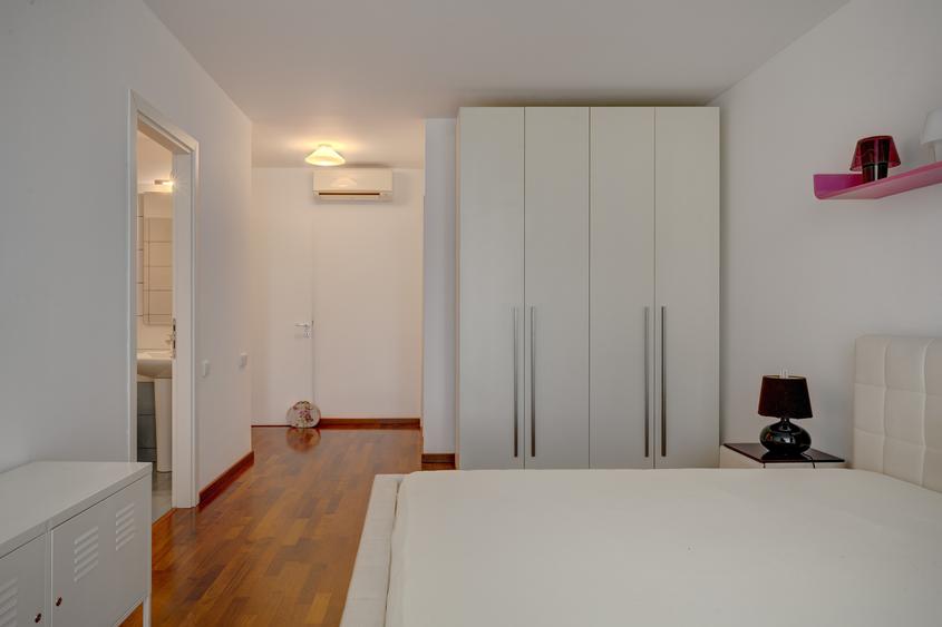 Piata Victoriei - Apartament 4 camere, 168 mp, Sevastopol Residence, bloc 2008