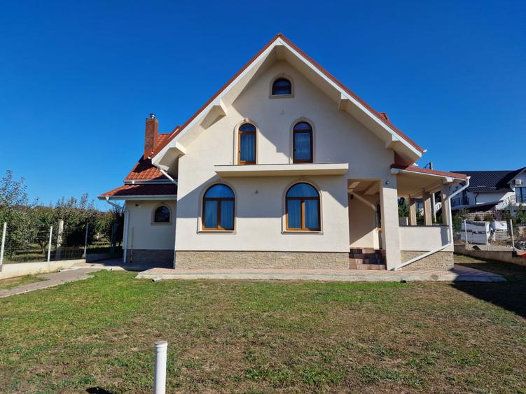 De Vanzare Casa Individuala Sfantu Ilie