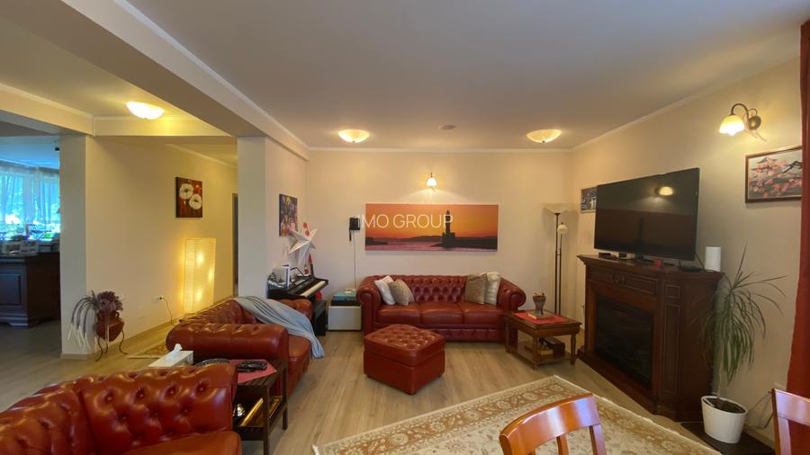 Se vinde URGENT Vila 6 camere Otopeni zona 23 August - 25