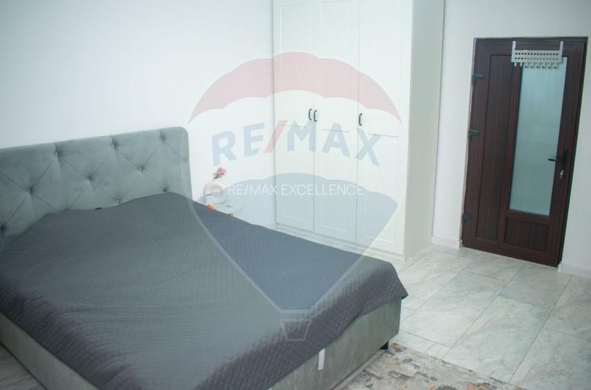 Casă / Vilă cu 5 camere de vânzare - 18