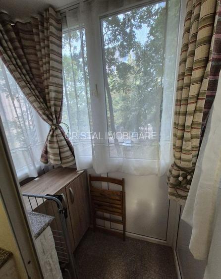 Cameră de inchiriat într-un apartament 2 camere, 3 min metrou Raul Doamnei - 9