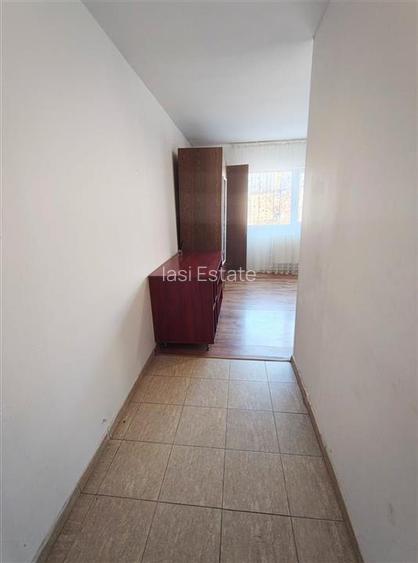 Apartament 1 camera Etaj 1 cu centrala - 11