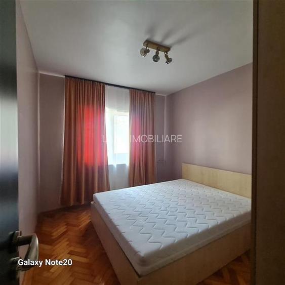 DE INCHIRIAT 3 CAMERE ZONA SPITAL - 11