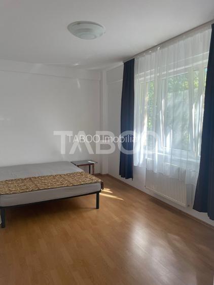 Apartament de inchiriat  3 camere cartier Manastur Cluj-Napoca - 2