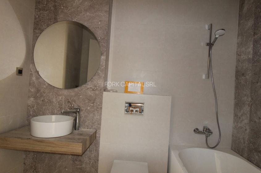 Cambridge School, 4 camere 3 bai 2 terase mari 2 locuri de parcare. Erou Iancu N - 10