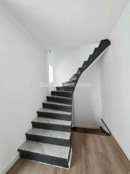 Închiriere Vilă   | 8 camere  | Zona Capitale - 16