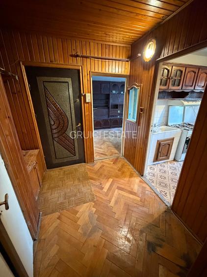 Zona Lipovei | Etaj 1 | Decomandat | Centrala Termica | 2 Balcoane!! - 9