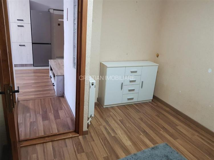 Mobilat - Utilat, AP 1 camera transformat in 2 camere, Progresu - 8