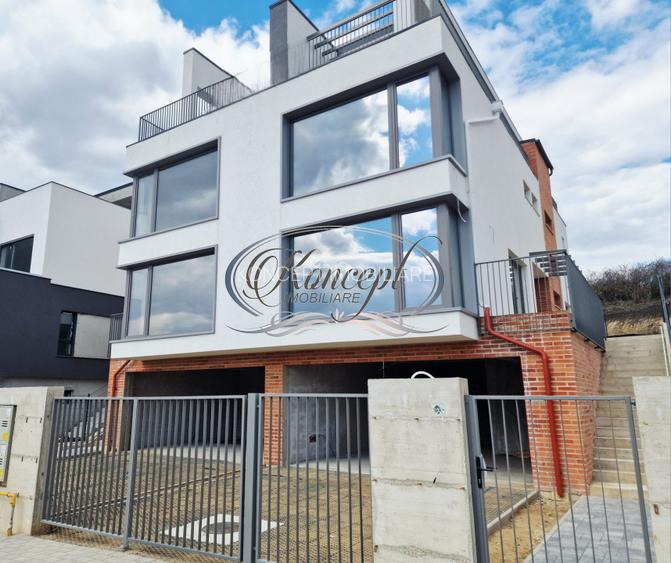 Duplex premium cu rooftop panoramic, in Voronet - 2